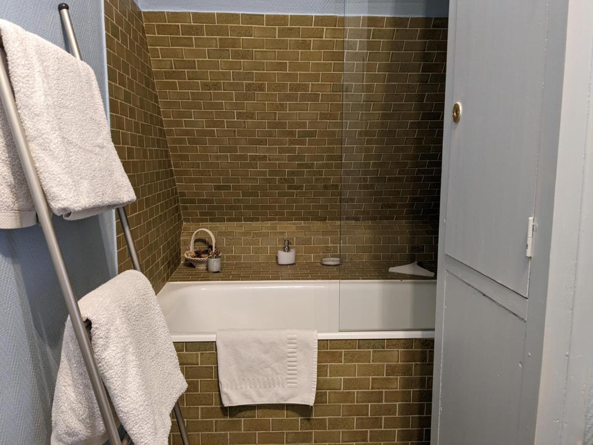 Le Louis Dort - Côte de Grâce Apartamento Équemauville Exterior foto